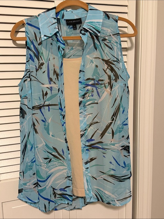 Lane Bryant Tops - Lane Bryant Elegant Blue Printed Sleeveless Shell with Cream Liner